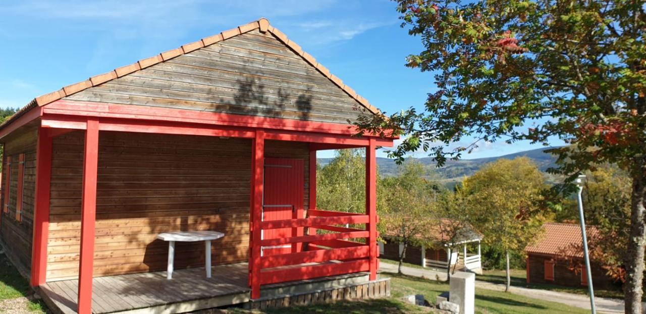 Les Chalets De La Margeride Blavignac Esterno foto