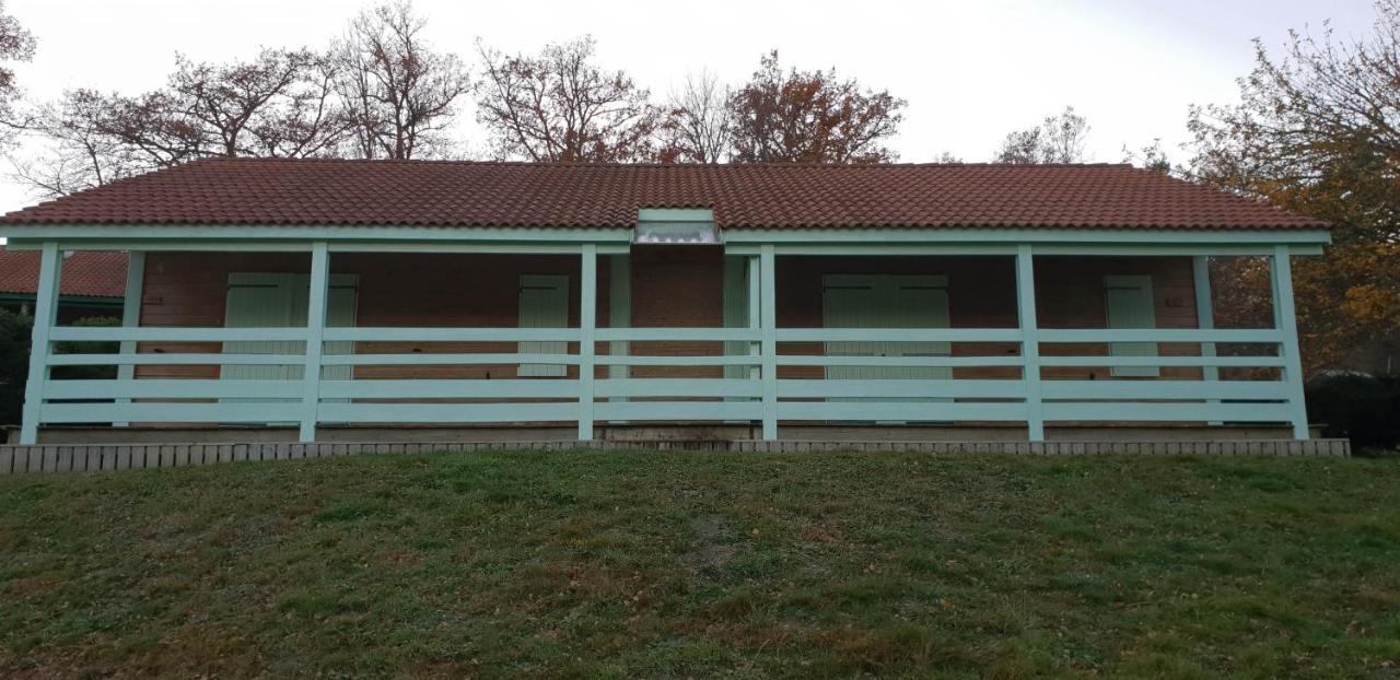 Les Chalets De La Margeride Blavignac Esterno foto