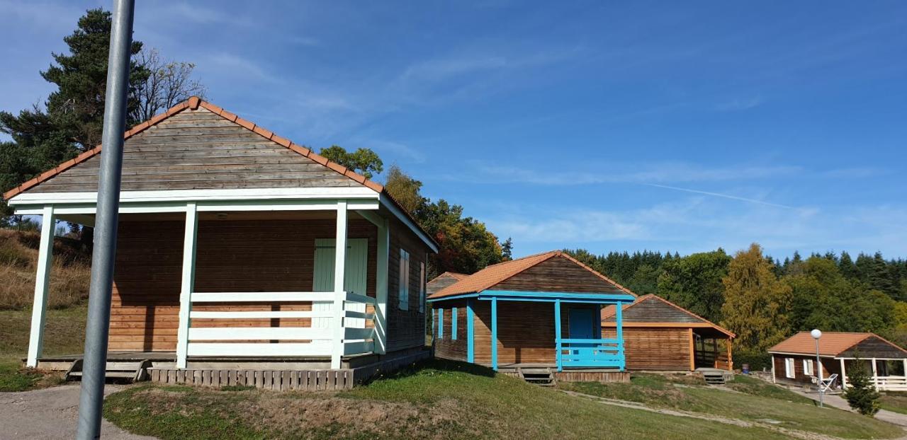 Les Chalets De La Margeride Blavignac Esterno foto