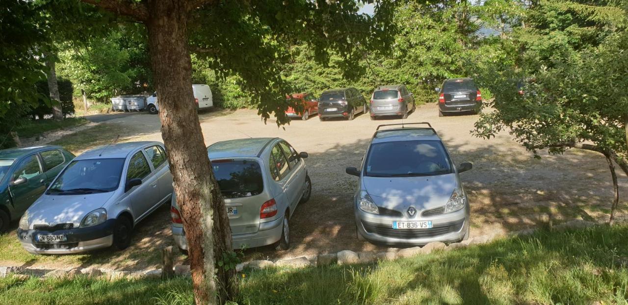 Les Chalets De La Margeride Blavignac Esterno foto